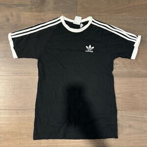 adidas adicolor black t shirt size s